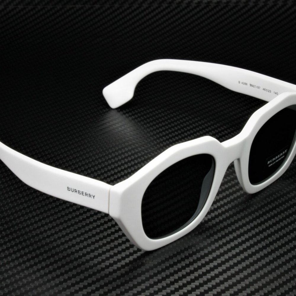 Burberry White 46mm Sunglasses - Picture 3 of 5